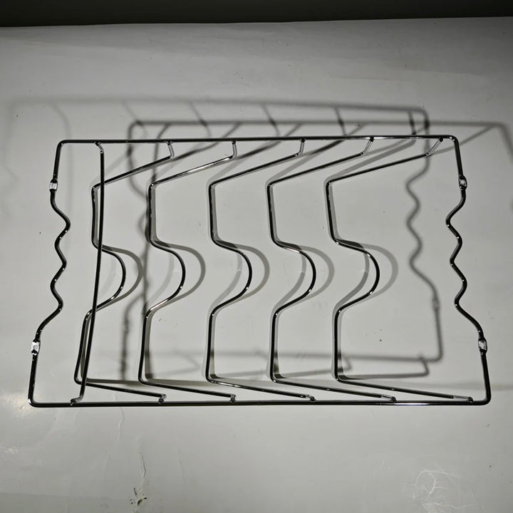 There is nowhere to put the pan lid, pan lid holder, kitchen organizer 1 pcs stainless steel arrived
Não tem onde colocar a tampa da panela chegou suporte tampa de panela, organizador cozinha 1 pçs  aço inoxidável