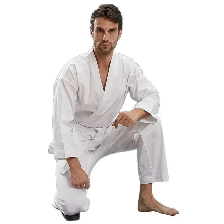 Uniforme de Karatê, Judô, Kendõ e Kung Fu, Crianças e Adultos.
Preto Branco Tecido leve e confortável