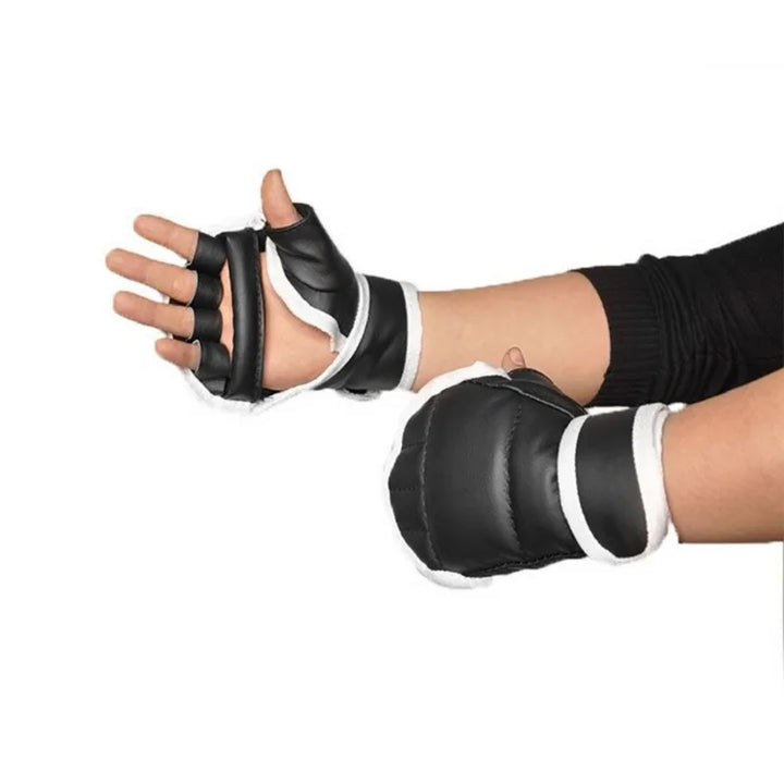 1 par preto de luvas de boxe couro meio dedo, kick boxe, karate, muay thai, kung fu, luvas treinamento  para crianças